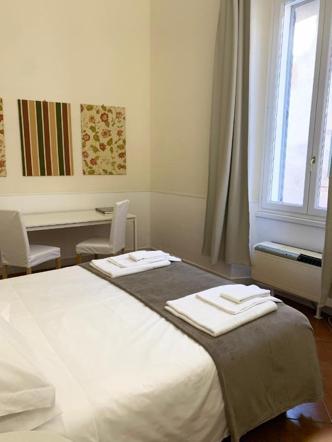 Vicolo Doria Apartment โรม ภายนอก รูปภาพ