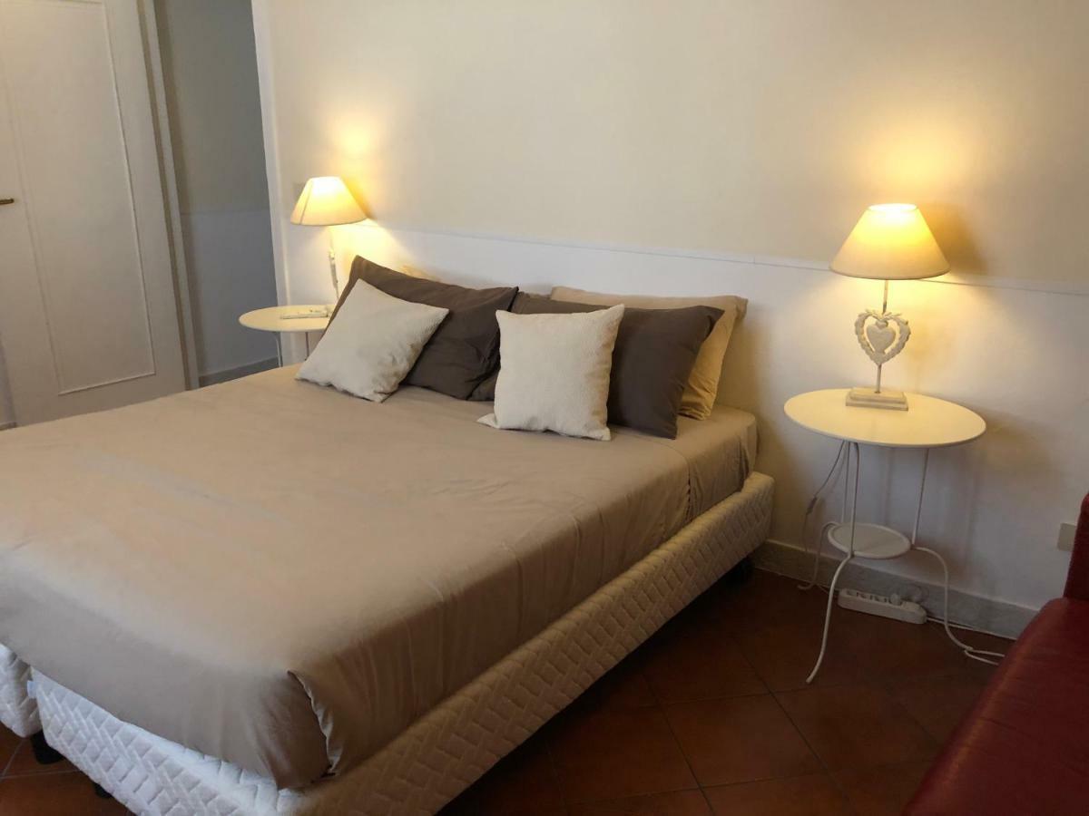 Vicolo Doria Apartment โรม ภายนอก รูปภาพ